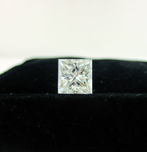 Load image into Gallery viewer, Princess Cut Diamond 2.09 ct G VS2
