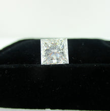 Load image into Gallery viewer, Princess Cut Diamond 2.42 ct E VS2
