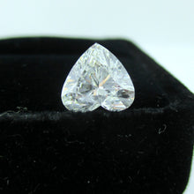 Load image into Gallery viewer, Heart Shape Diamond 2.01 ct H SI2
