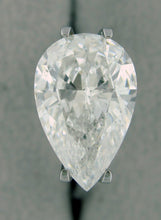 Load image into Gallery viewer, Pear Shape Diamond 3.03 ct G SI2
