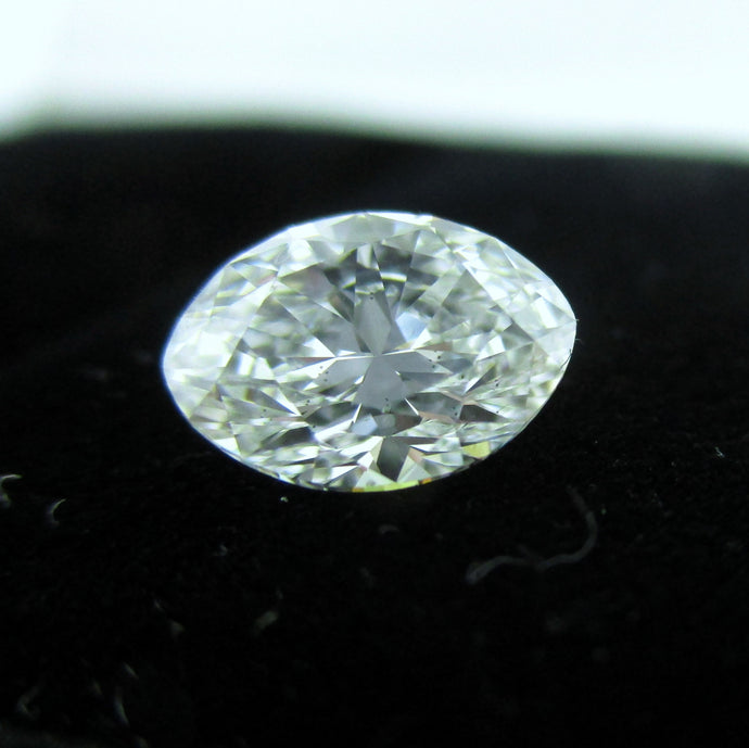 Oval Diamond 0.83 ct E SI1