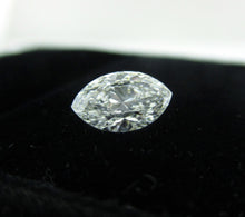 Load image into Gallery viewer, Marquise Diamond 0.93 ct E VS1
