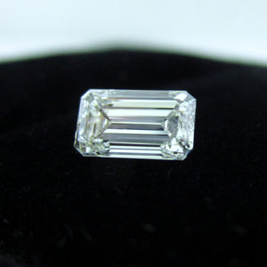 Emerald Cut Diamond 0.75 ct G VVS2