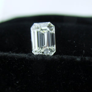 Emerald Cut Diamond 0.84 ct H VS1