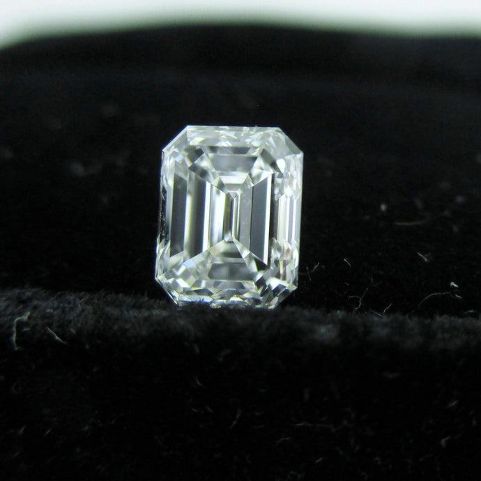 Emerald Cut Diamond 0.72 ct G VVS2