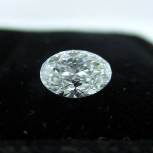 Oval Diamond 0.70 ct D VS2