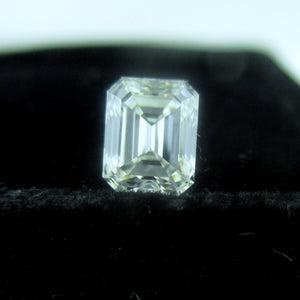 Emerald Cut Diamond 0.93 ct H VS1