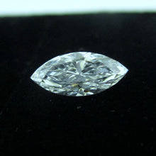 Load image into Gallery viewer, Marquise Diamond 0.91 ct D VS2
