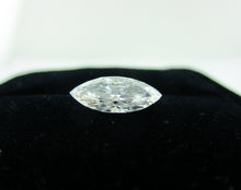 Load image into Gallery viewer, Marquise Diamond 1.02 ct E VVS2
