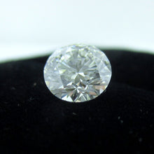 Load image into Gallery viewer, Round Brilliant Diamond 1.55 ct F VVS2
