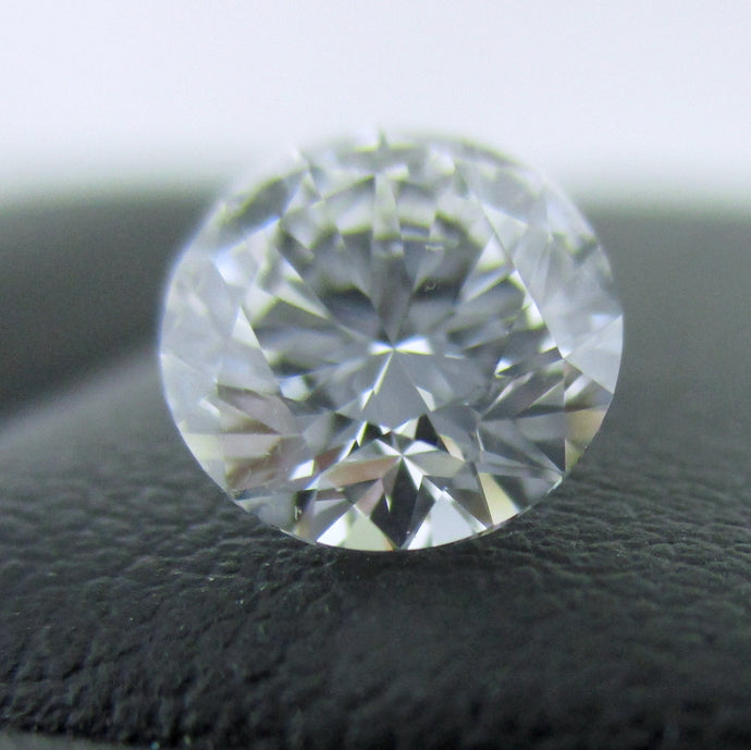 Round Brilliant Diamond 1.04 ct E VS1