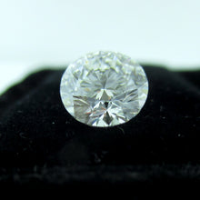 Load image into Gallery viewer, Round Brilliant Diamond 1.69 ct F VVS2
