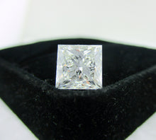 Load image into Gallery viewer, Princess Cut Diamond 3.20 ct F VVS2
