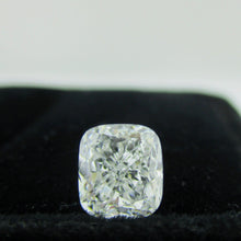 Load image into Gallery viewer, Cushion Modified Brilliant Diamond 1.21 ct E VS1
