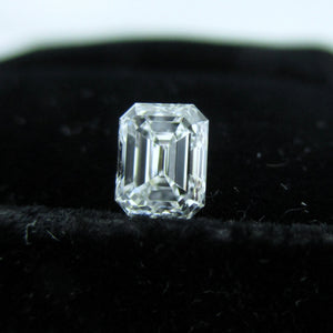 Emerald Cut Diamond 0.70 ct D VVS2