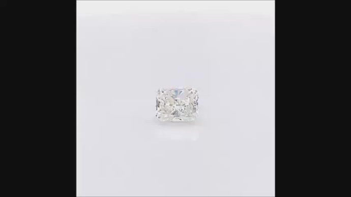 Radiant Cut Diamond 3.01 ct H VS1